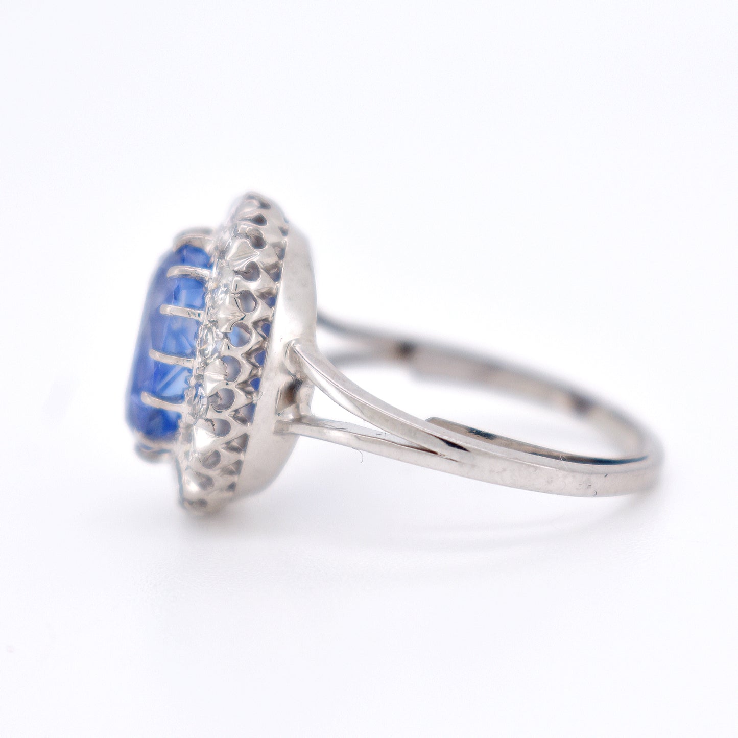 bague pompadour saphir ceylan et diamants, vintage 3