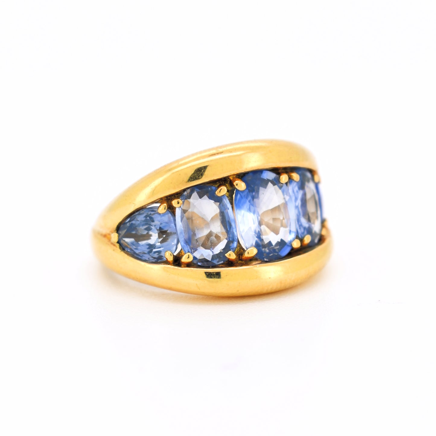 bague jonc vintage or 18 carats et 5 saphirs naturels de coté droit