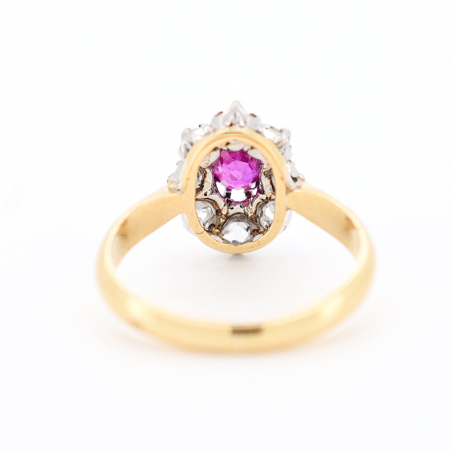 belle époque marguerite ring in 18-carat gold with rubies and diamonds, back