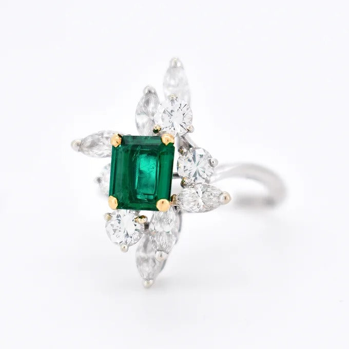bague marquise émeraude de colombie vivid green et diamants 1