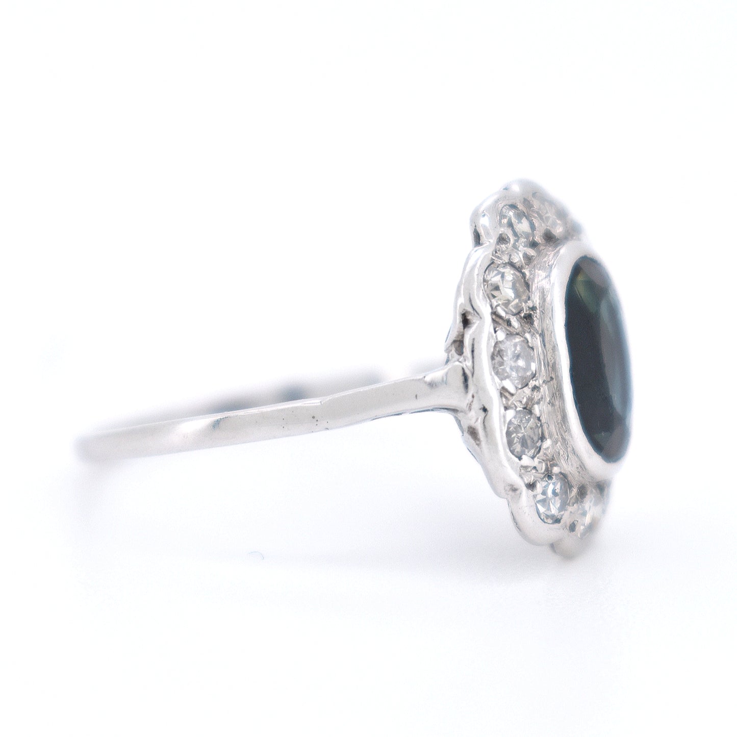 cluster vintage ring sapphire and diamonds right 2