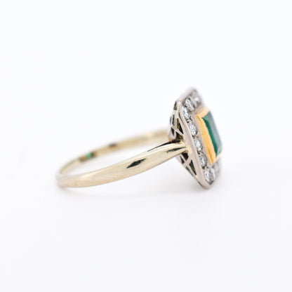 Bague Femme Vintage Or 18 carats émeraude diamants, droit