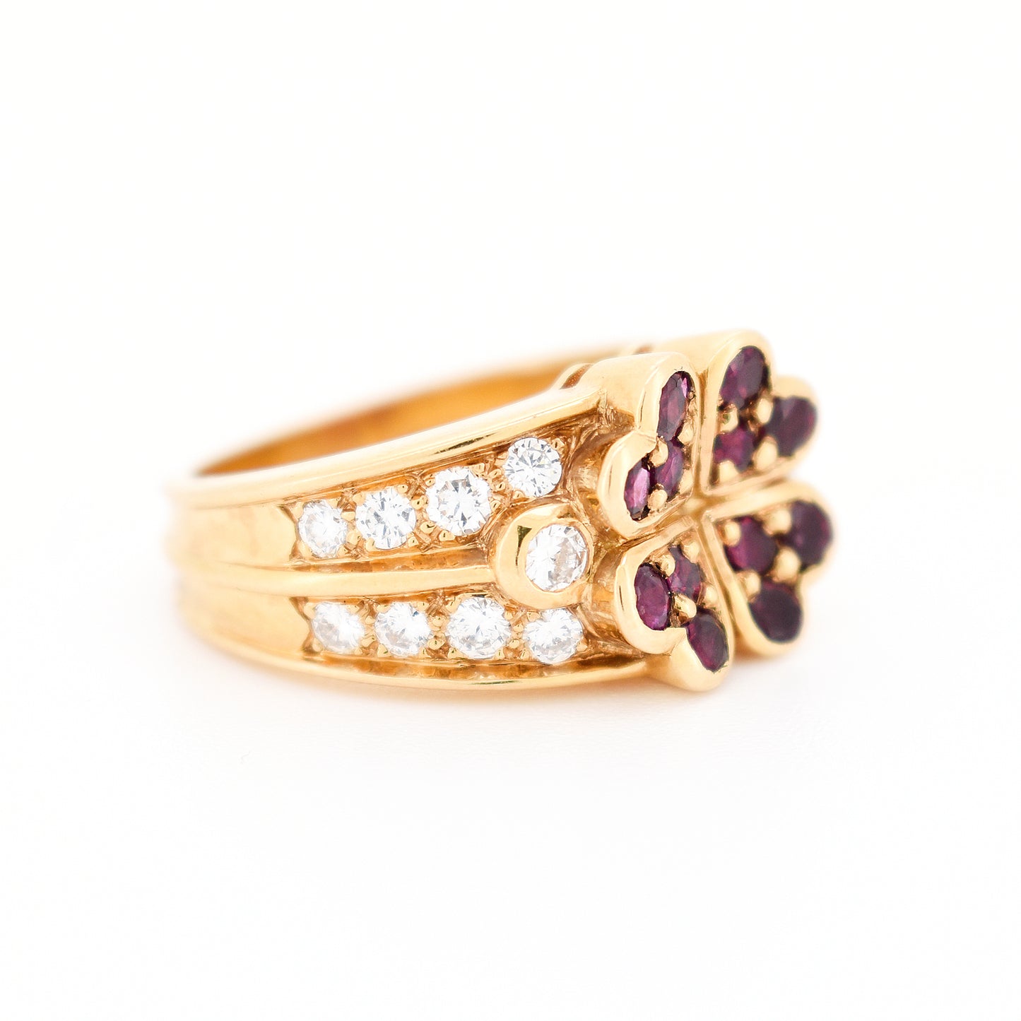 Boucheron Bague Or 18 carats Diamants Rubis vintage femme, droit