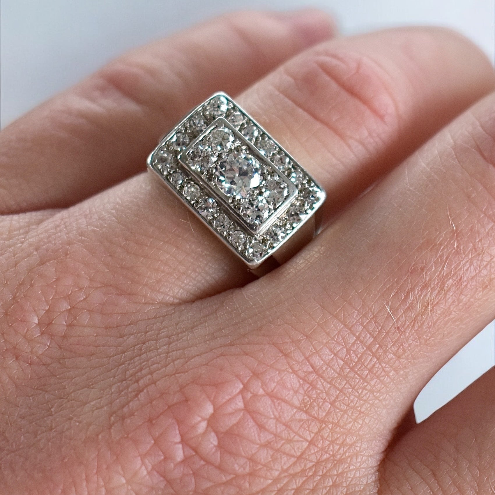 bague Chevalière Art Déco diamants 23