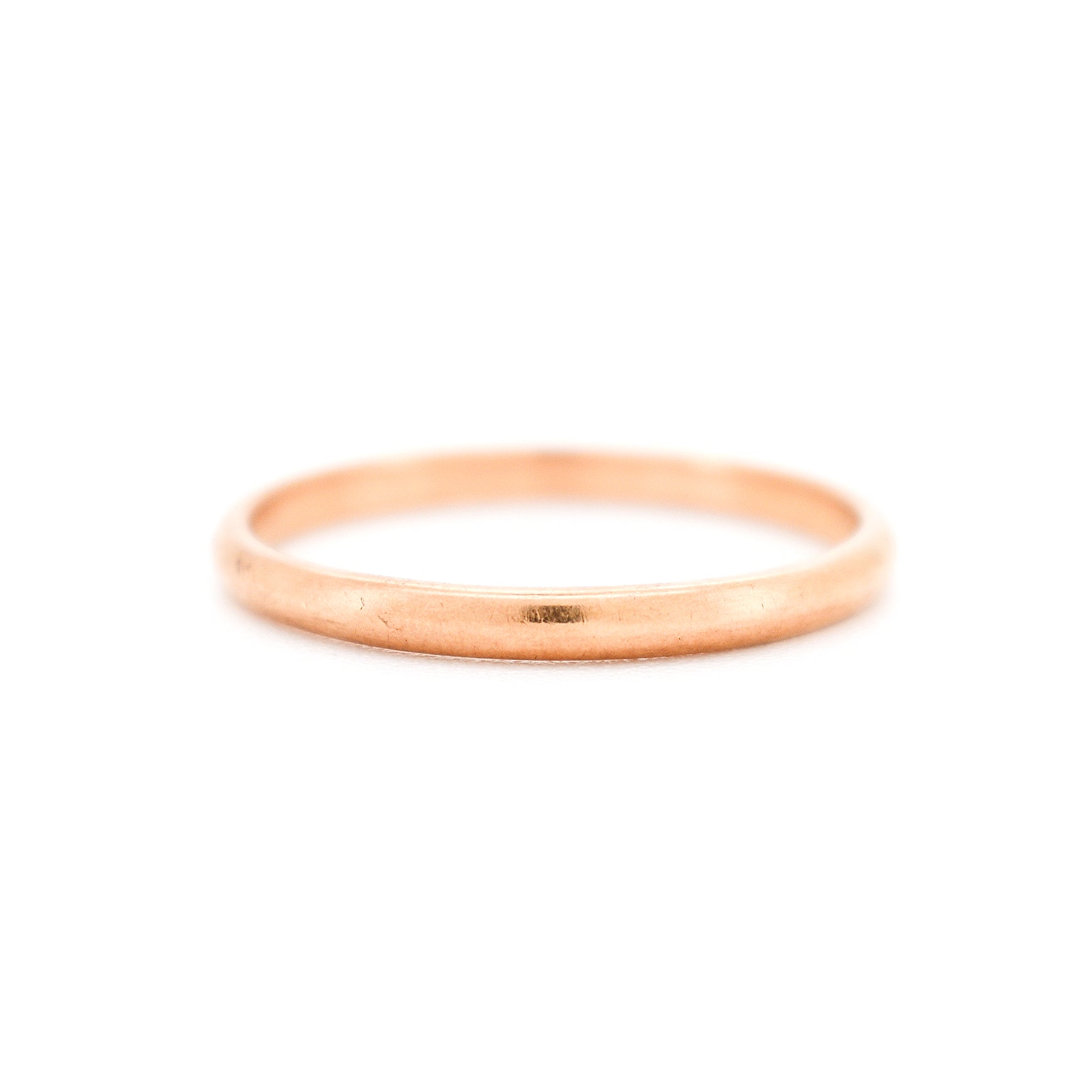 gold wedding ring, face