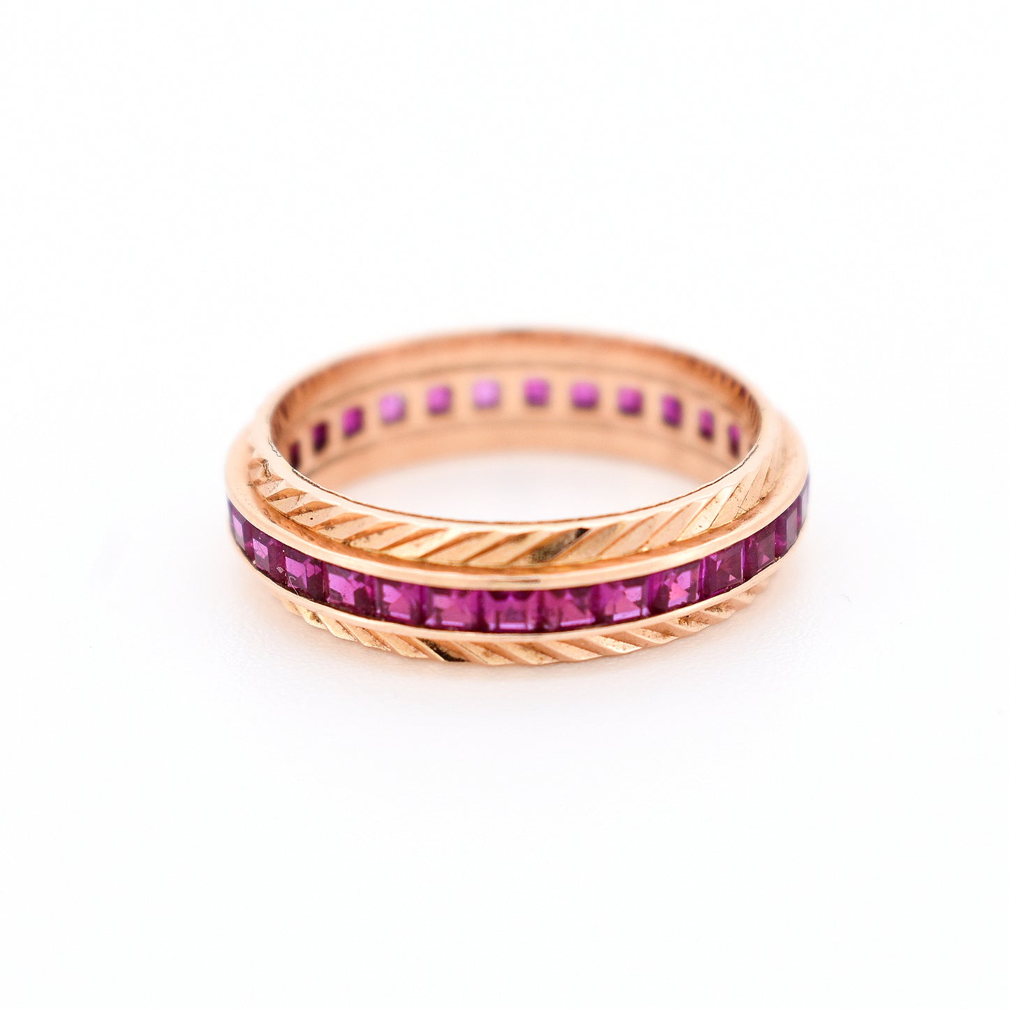 18. carat gold ruby wedding ring, face
