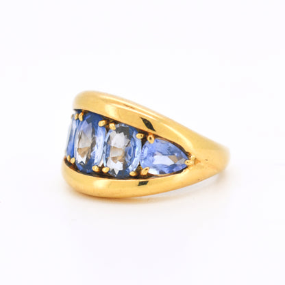 bague jonc vintage or 18 carats et 5 saphirs naturels de coté gauche