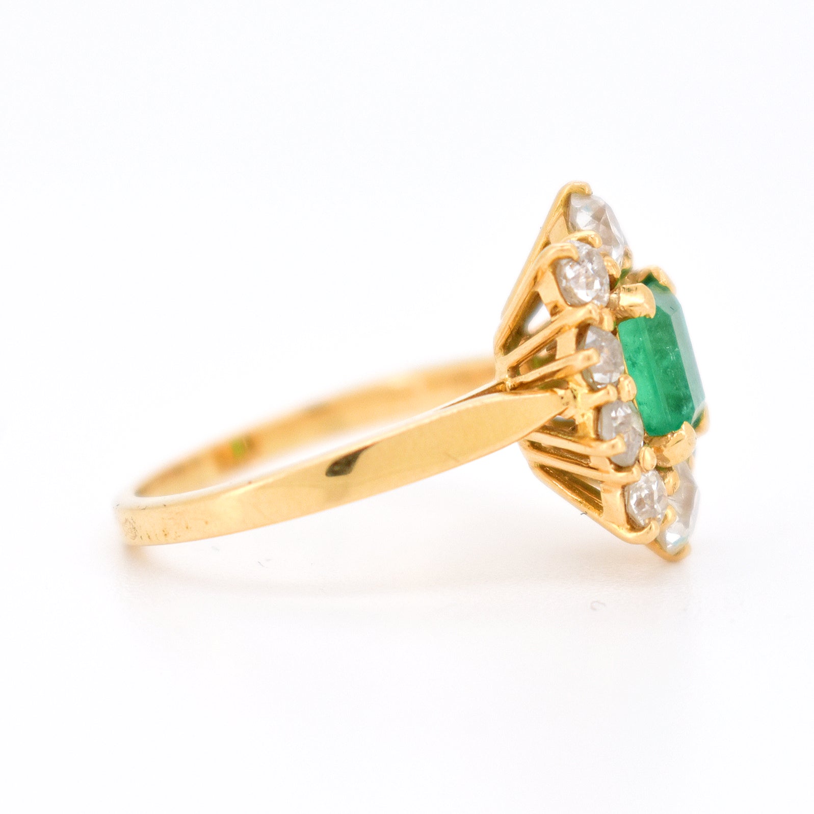 bague pompadour émeraude diamants 2