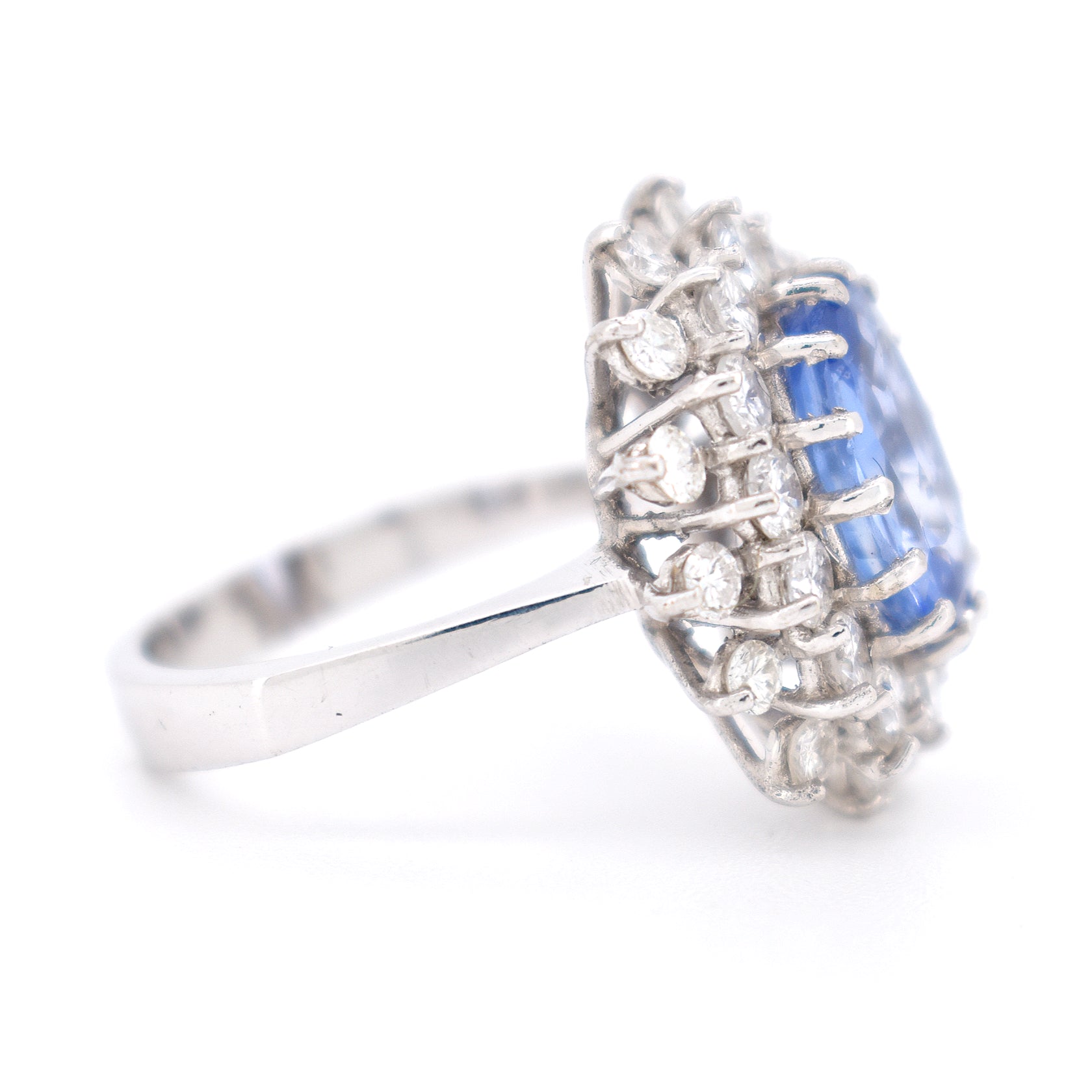 bague pompadour saphir ceylan et diamants