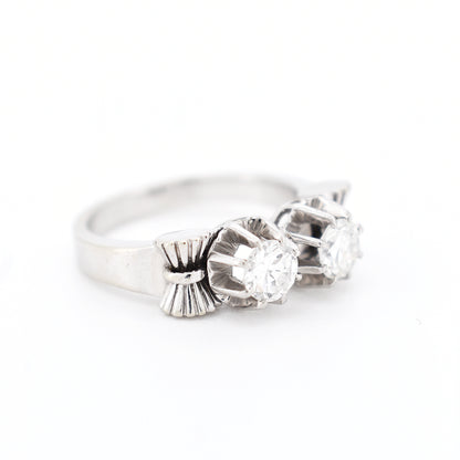 bague toi et moi rétro or et deux diamants, droit