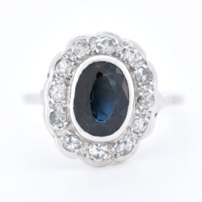 cluster vintage ring sapphire and diamonds face